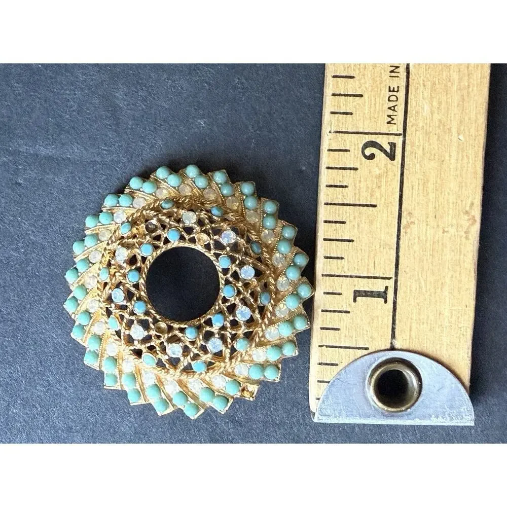 Vtg Sarah Coventry Aquarius Simulated Turquoise Opal Gold Brooch 1970s Retro